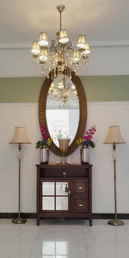 ג'קרטה Nest Residence מראה חיצוני תמונה