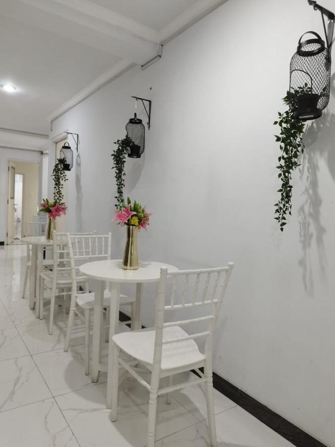 ג'קרטה Nest Residence מראה חיצוני תמונה